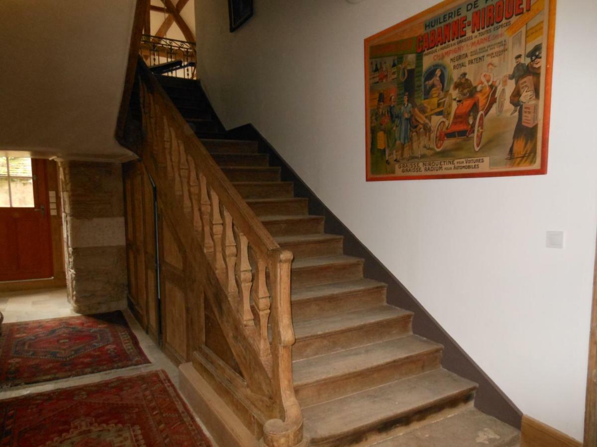 Les Chambres De La Basilique Neuvy-Saint-Sépulchre Εξωτερικό φωτογραφία
