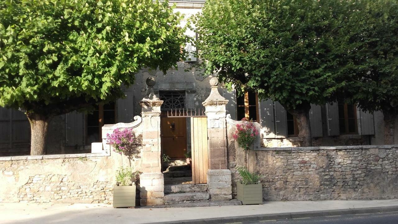 Les Chambres De La Basilique Neuvy-Saint-Sépulchre Εξωτερικό φωτογραφία